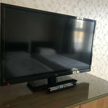 Airport Guest House 슬라우 외부 사진