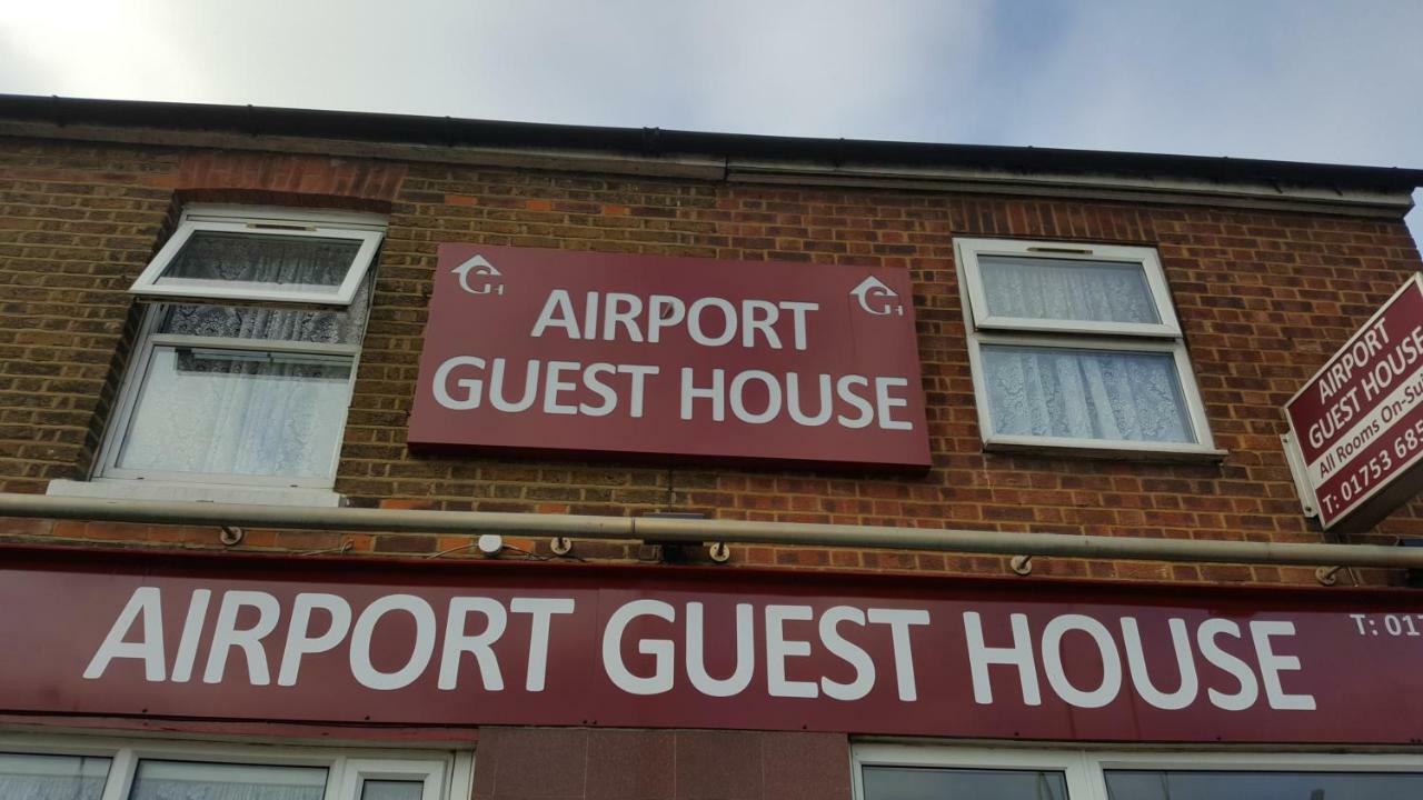 Airport Guest House 슬라우 외부 사진